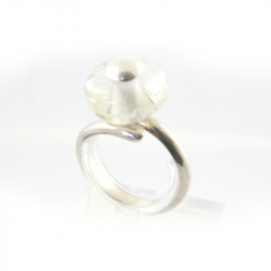 Zilveren ring met glazen askraal in diverse kleuren- HIG-IrisR}