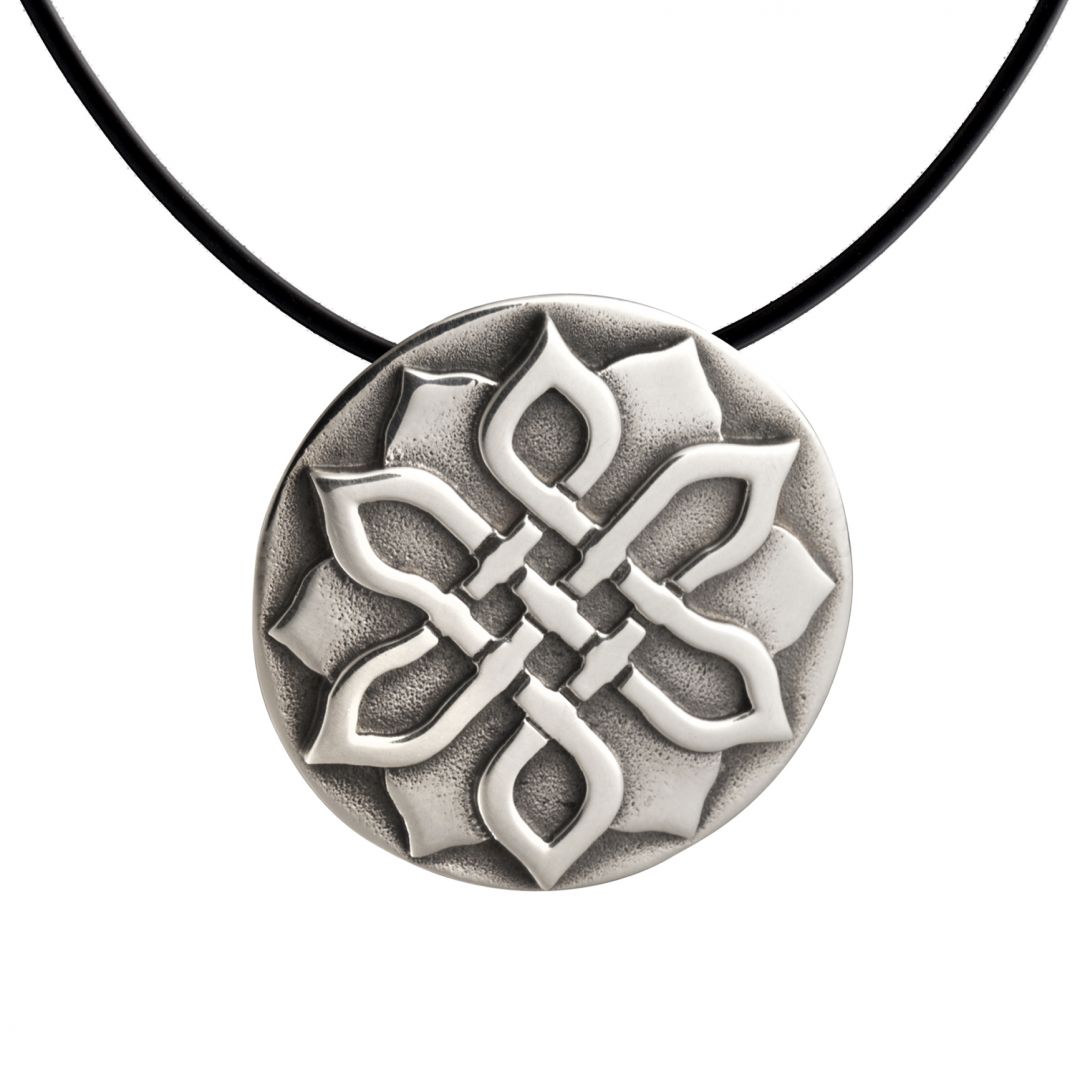 Zilveren amulet lotusbloem, eeuwige durende knoop  4050