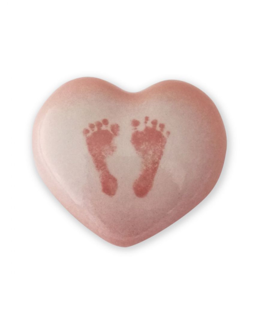 Keramiek baby urn hartje met voetafdrukjes KLU18-10-2